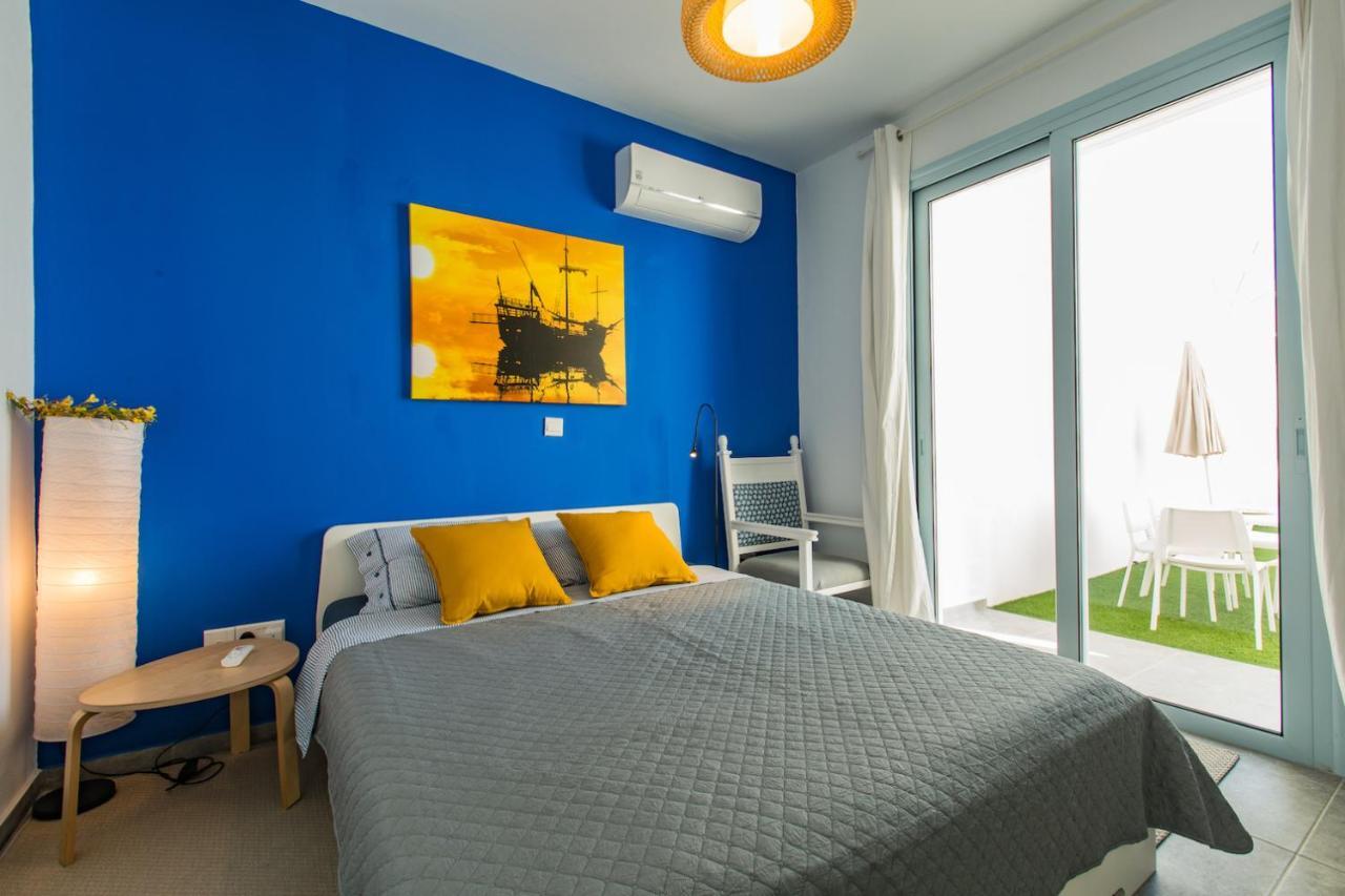 Blue Diamond Beach Villas Paphos Exterior photo